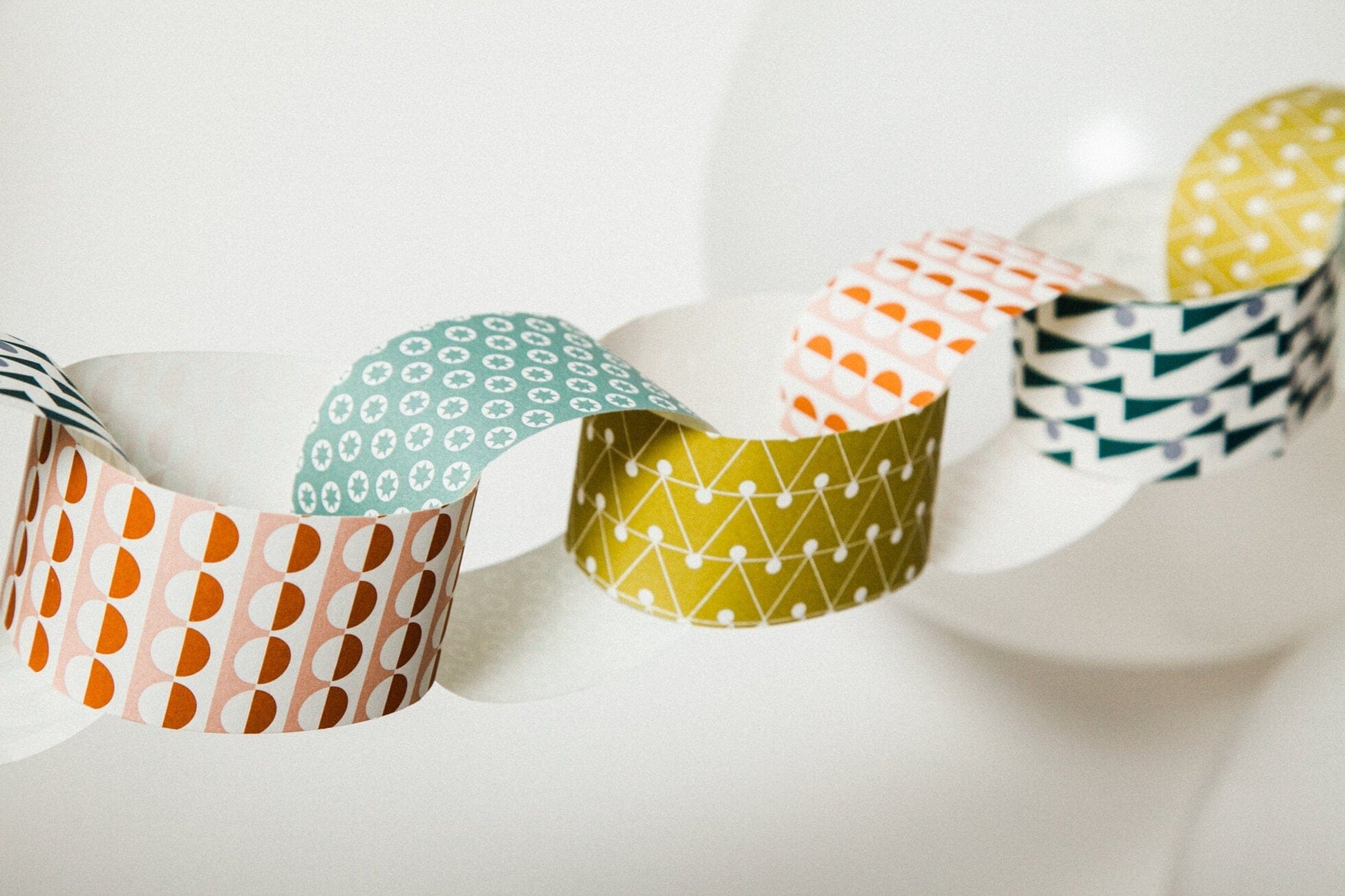 Ola DIY Papercraft Kit - Ghirlanda di carta